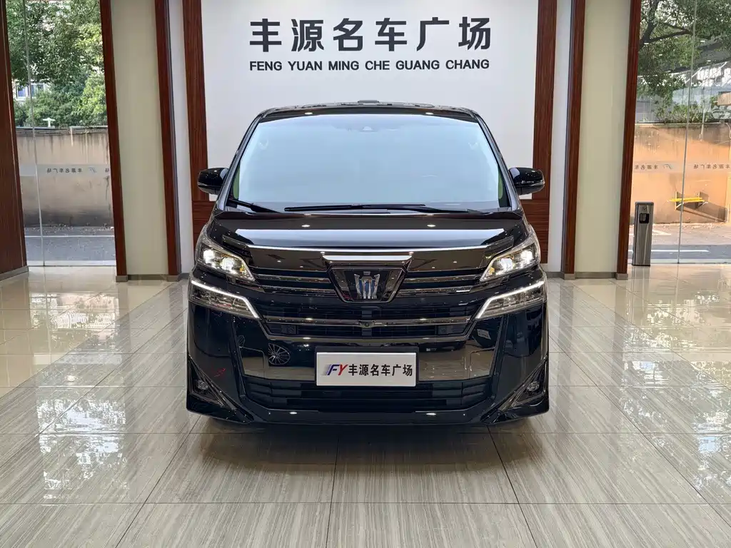 Toyota Vellfire — миниатюра 2