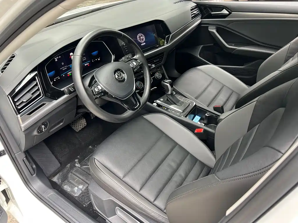 Volkswagen Sagitar 2022 280TSI DSG