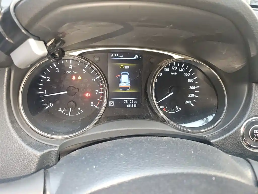 Nissan X-Trail — миниатюра 9