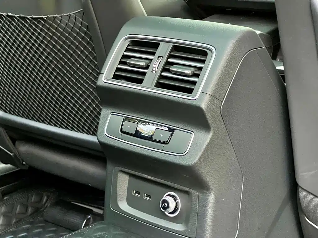 Audi Q5L — миниатюра 27