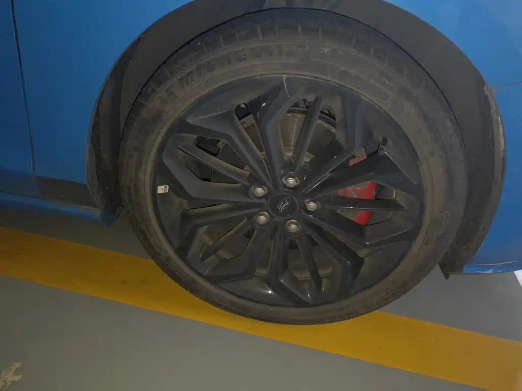 Ford Focus — миниатюра 24