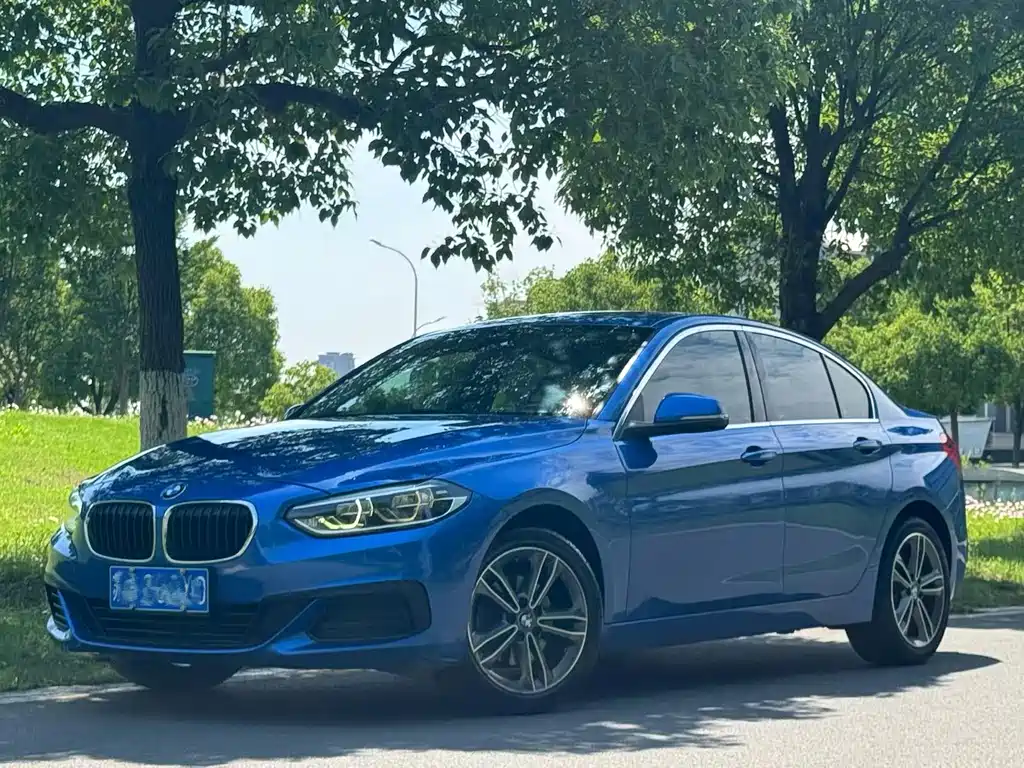 BMW 1 Series 2020 120i Fashion Type