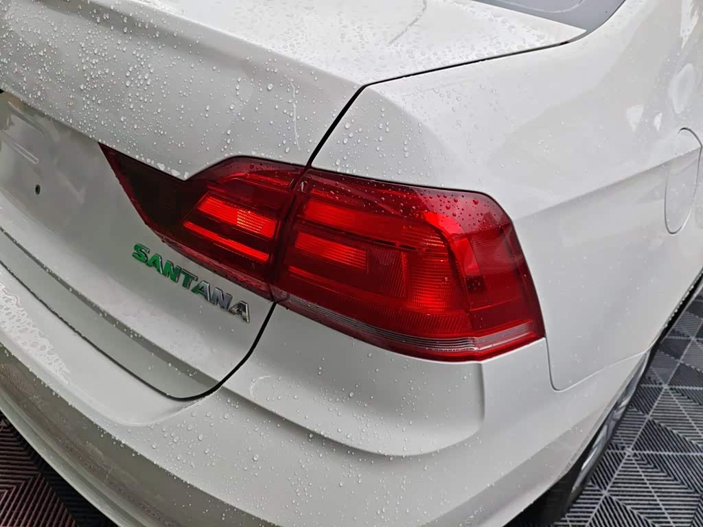 Volkswagen Santana 1.5 л 2022 г. Белый, пробег 9100 км