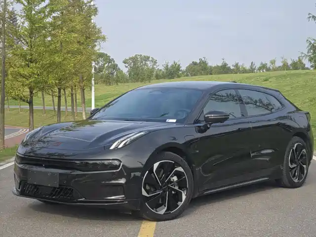 Zeekr 001