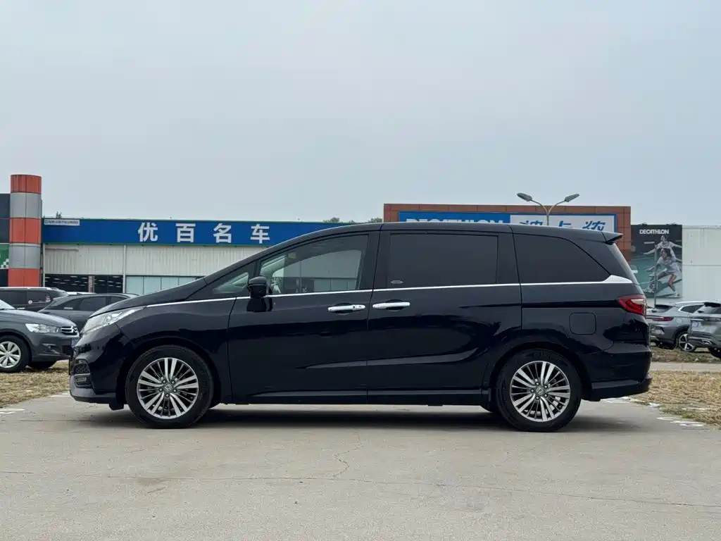 Honda Odyssey — миниатюра 7