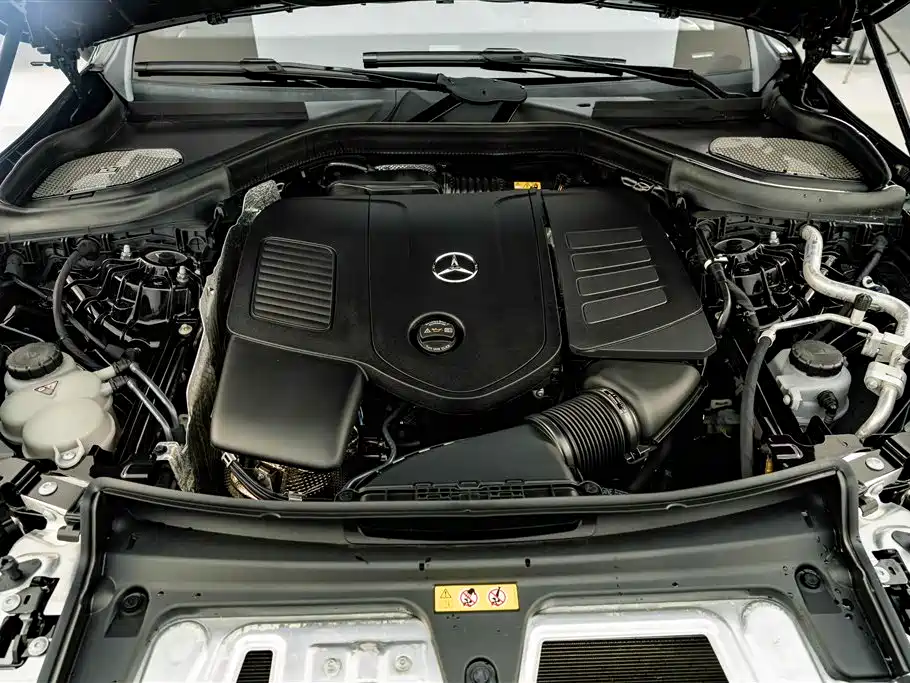 Mercedes-Benz GLC — миниатюра 24