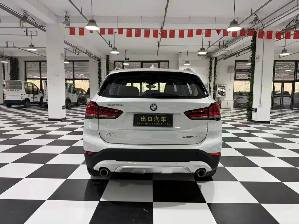 BMW X1 — миниатюра 5
