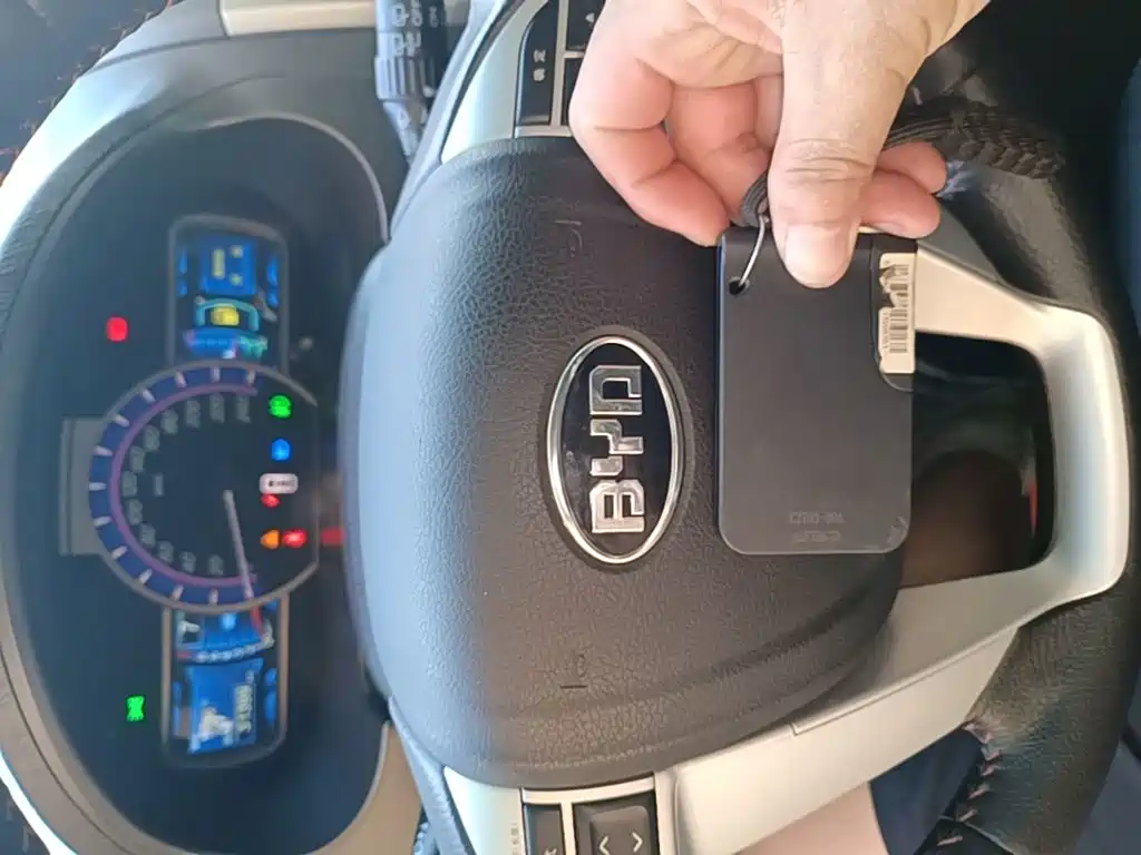 BYD S6 — миниатюра 9