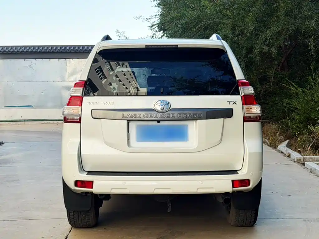 Toyota Prado — миниатюра 8