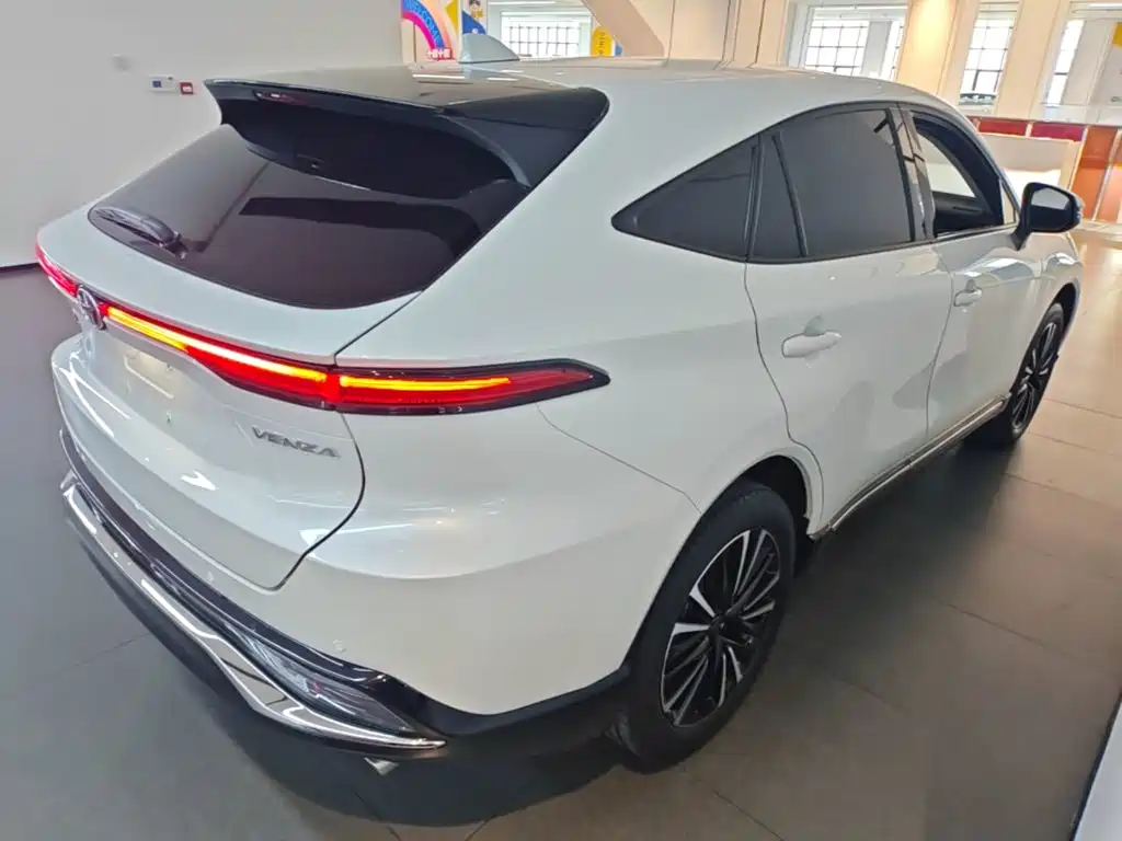 Toyota Venza — миниатюра 7