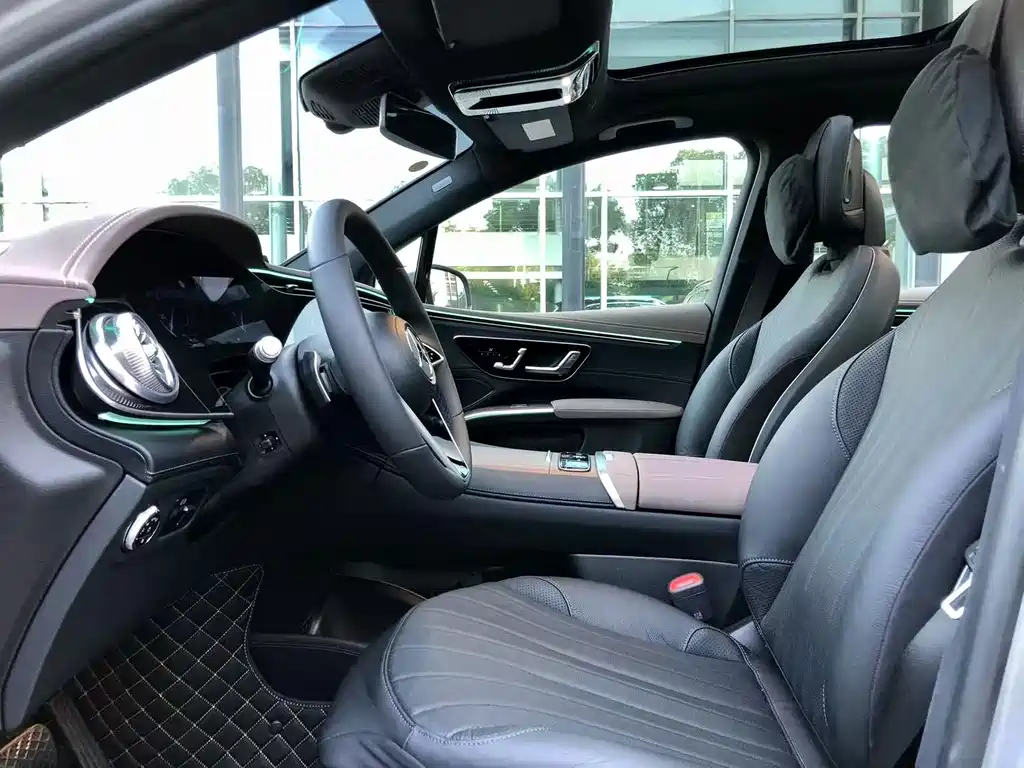 Mercedes-Benz EQS SUV — миниатюра 9