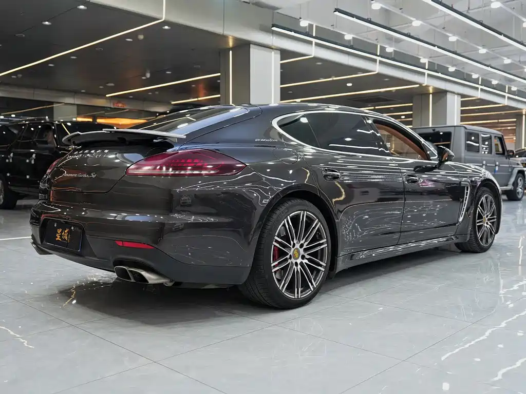 Porsche Panamera 2014 Panamera Turbo Executive 4.8T