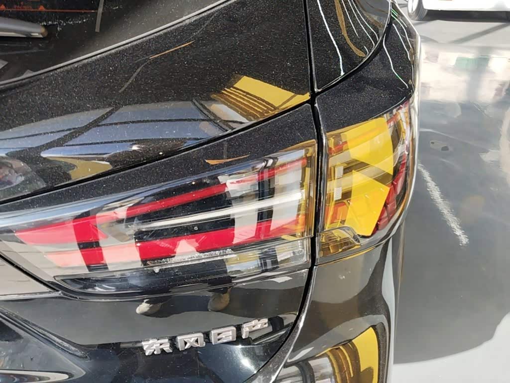 Nissan Qashqai 2.0 л 2024 г. Чёрный, пробег 19600 км