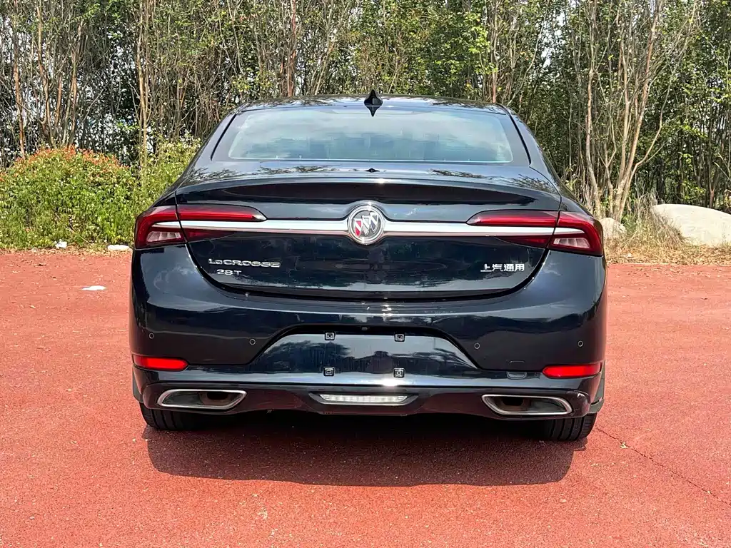 Buick LaCrosse — миниатюра 5