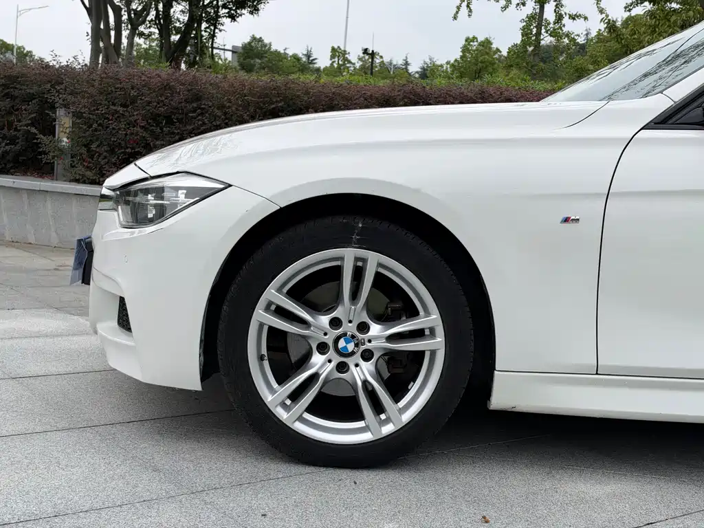 BMW 3 Series — миниатюра 5