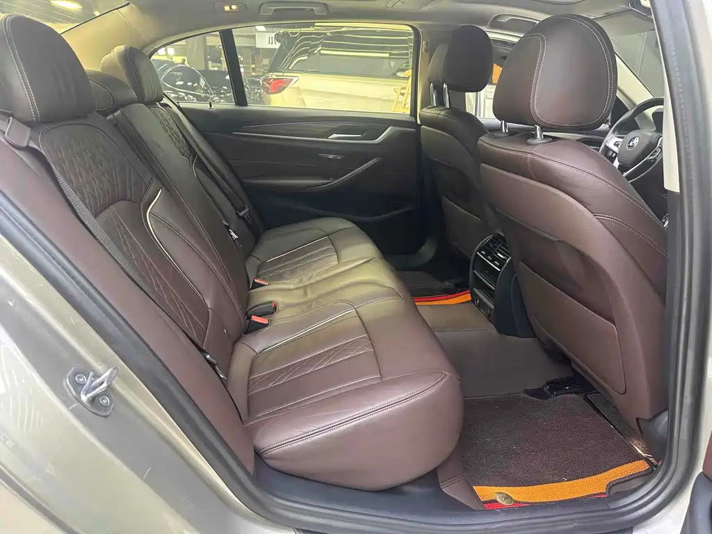 BMW 5 SERIES NEW ENERGY