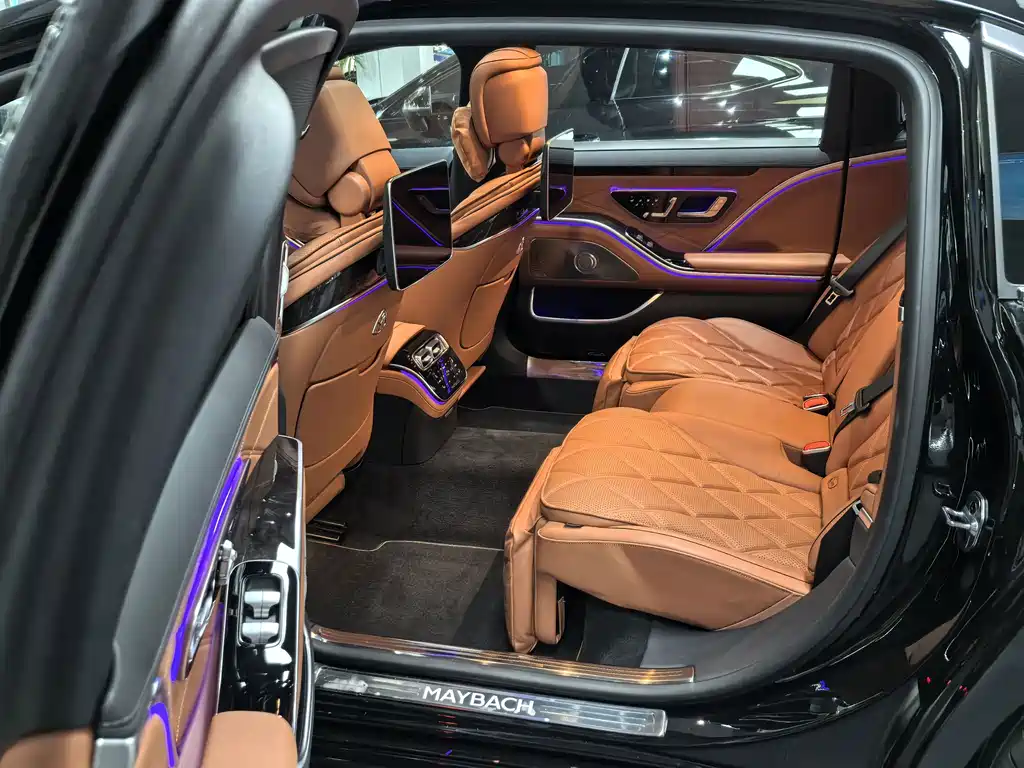 Mercedes-Benz S-Class — миниатюра 17
