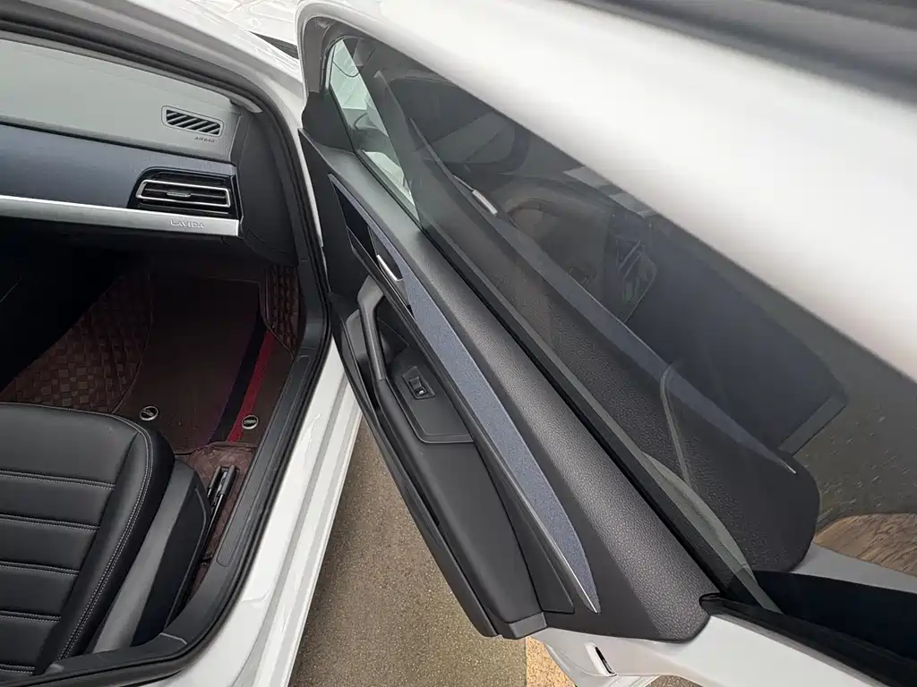Volkswagen Lavida 2023 1.5L AT