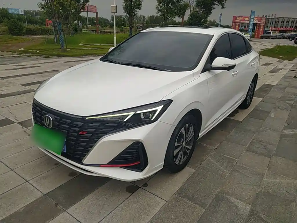 Changan Eado — миниатюра 2
