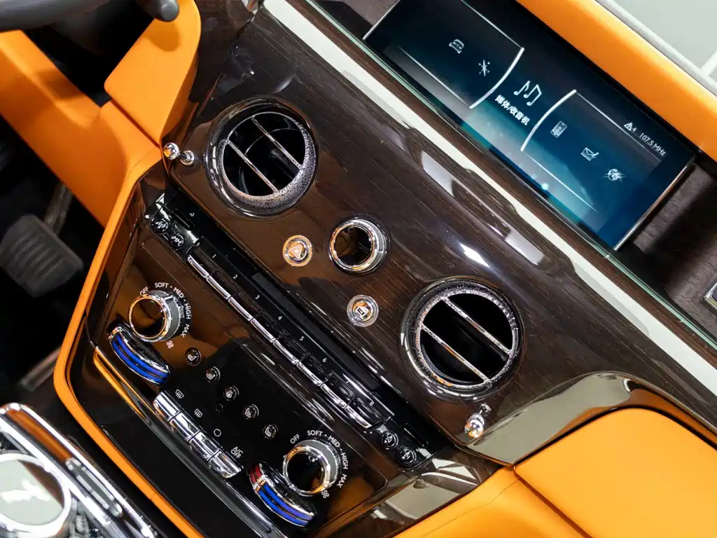 Rolls-Royce Phantom — миниатюра 24