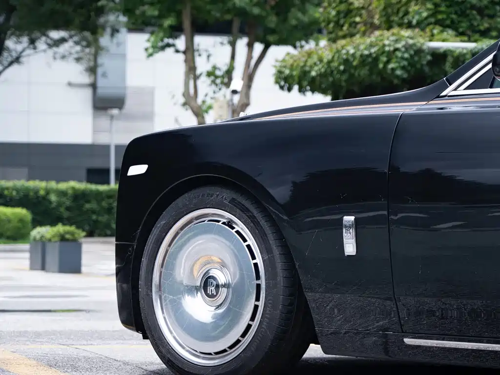 Rolls-Royce Phantom — миниатюра 7