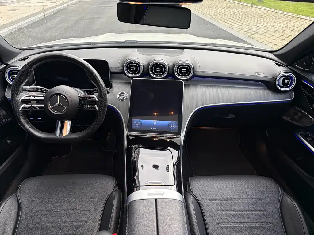Mercedes-Benz C-Class — миниатюра 7