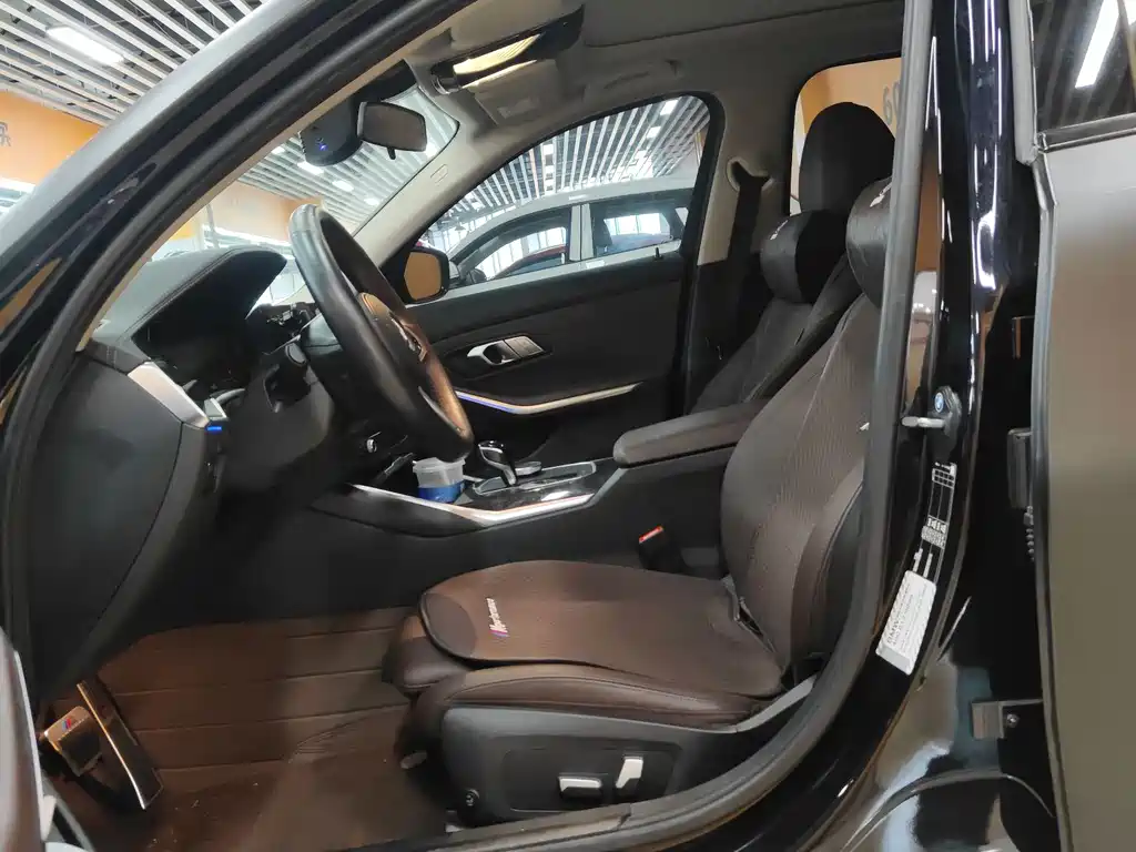BMW 3 Series — миниатюра 3