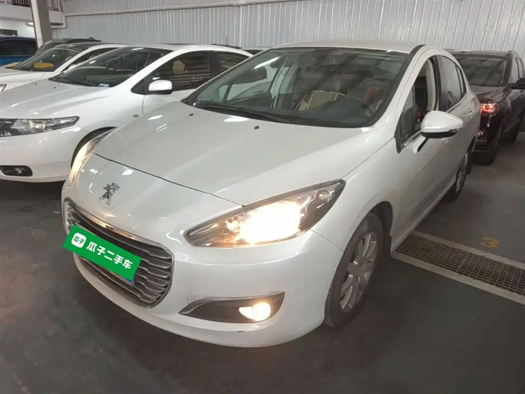 Peugeot 308 2015