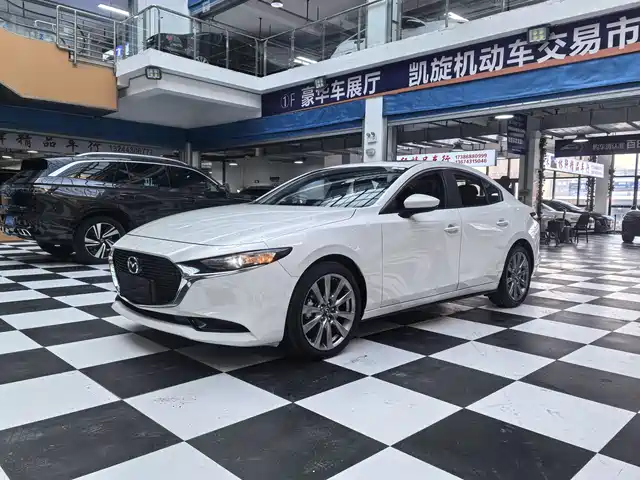 MAZDA 3 ANGKESAILA