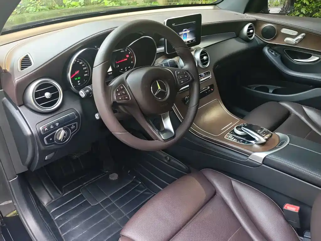 Mercedes-Benz GLC — миниатюра 13