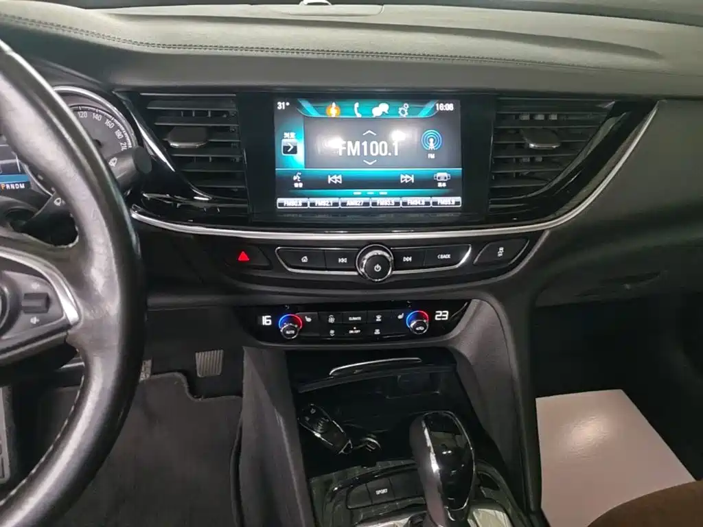Buick Regal — миниатюра 13