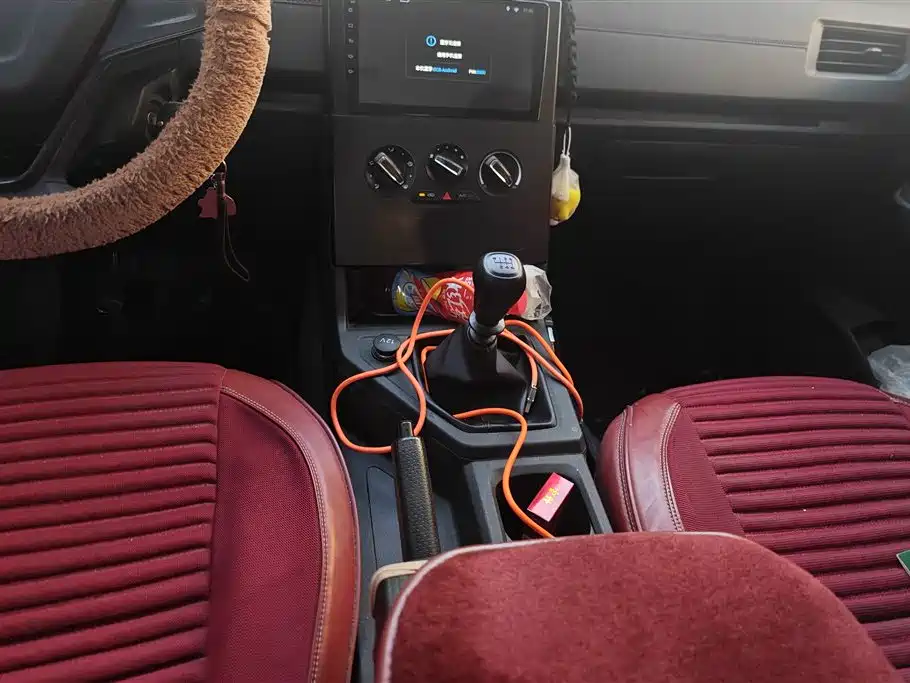 WULING WULING HONGGUANG PLUS