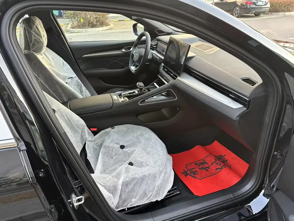 GEELY AUTOMOBILE XINGRUI