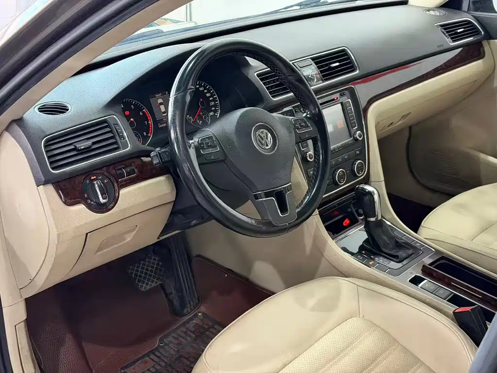 Volkswagen Passat — миниатюра 12