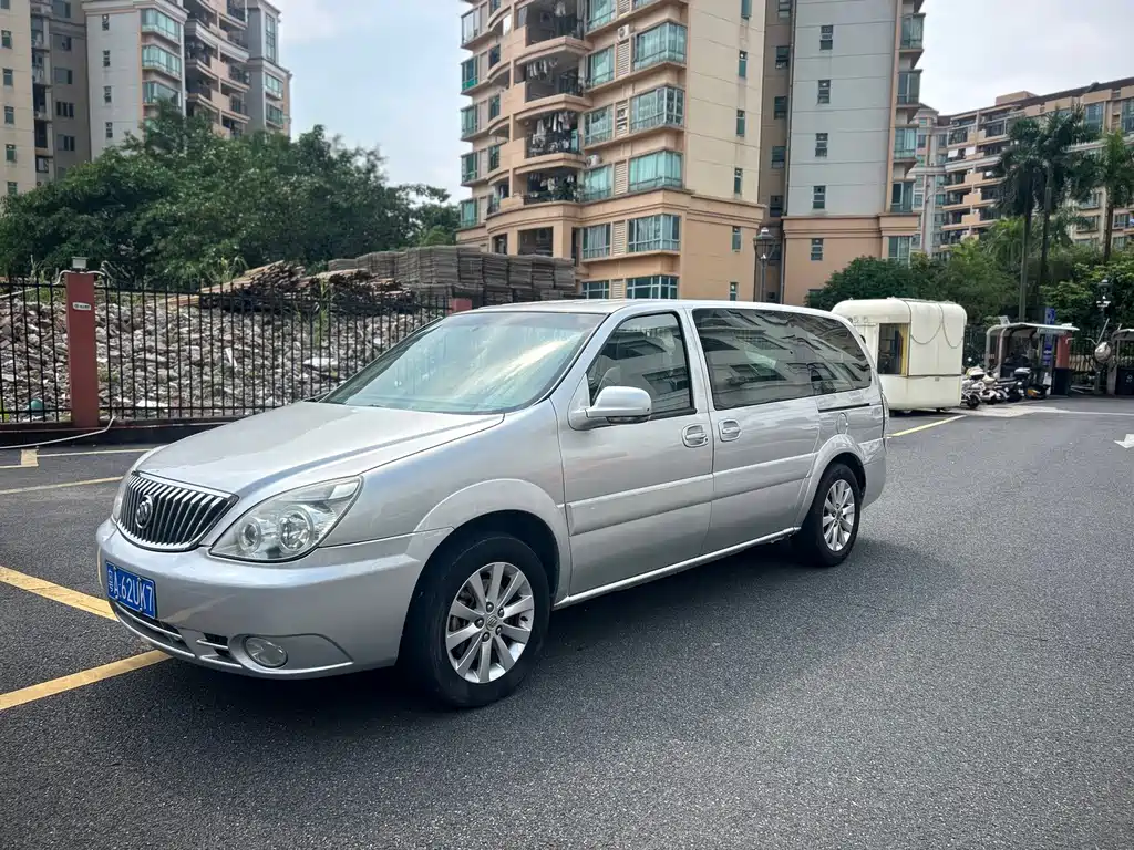 Buick GL8