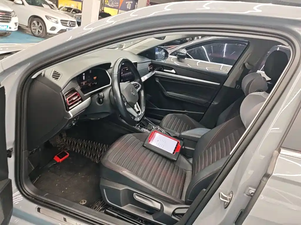 Volkswagen Lavida — миниатюра 15
