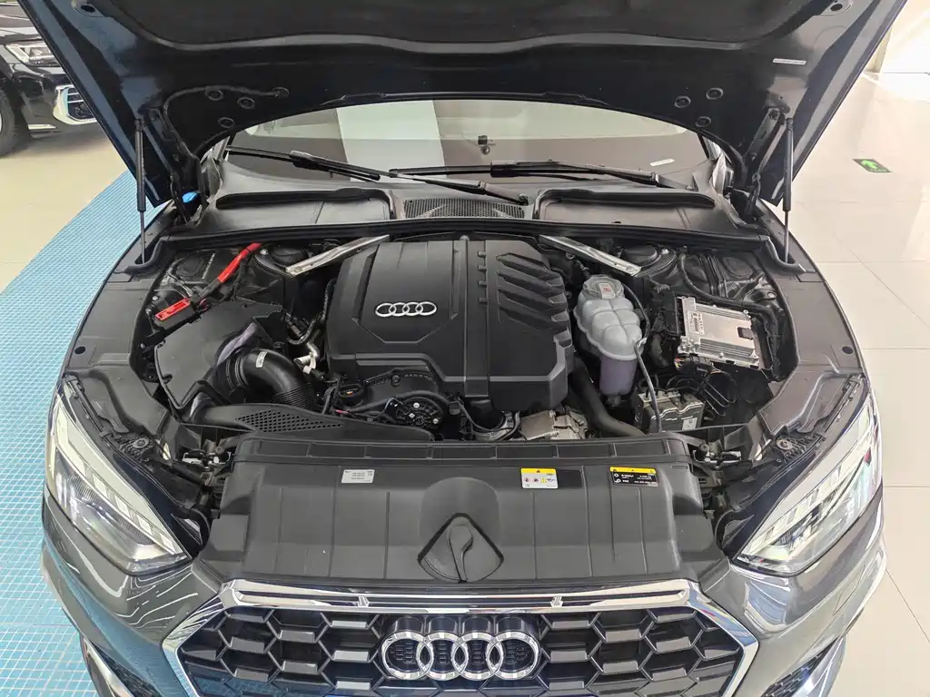 Audi A5 (Import) — миниатюра 21