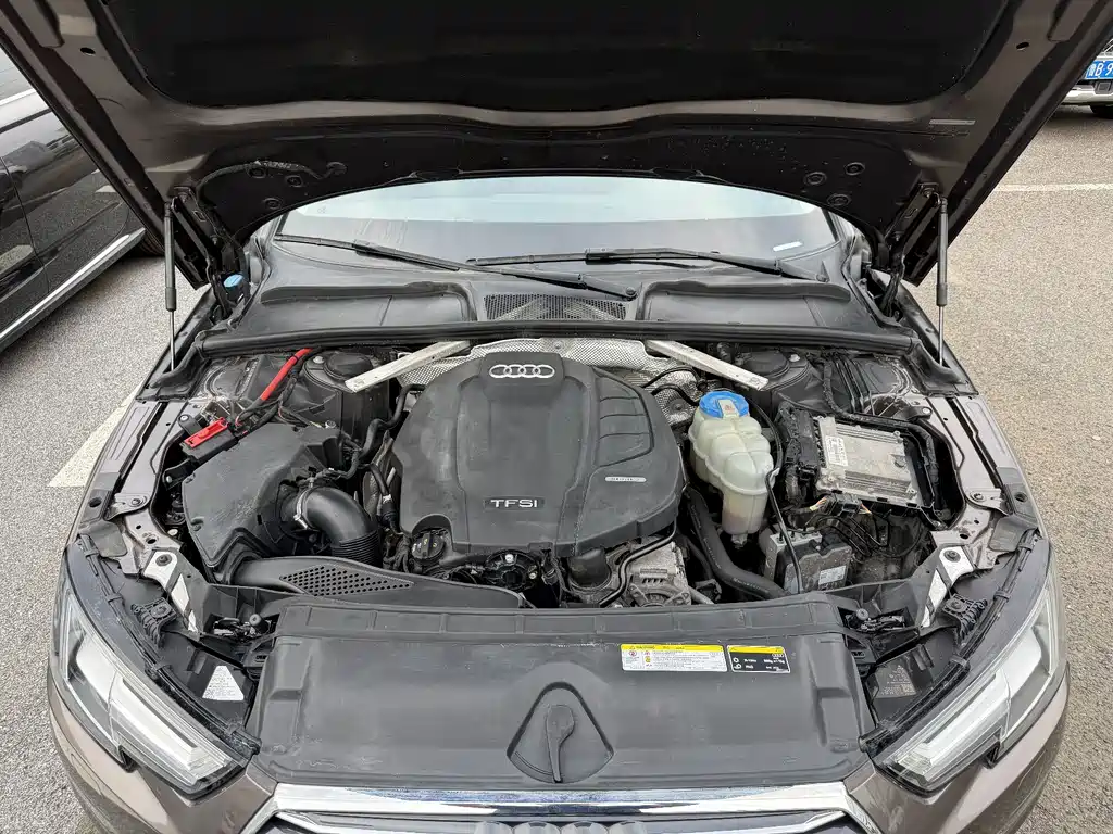 Audi A4L — миниатюра 9