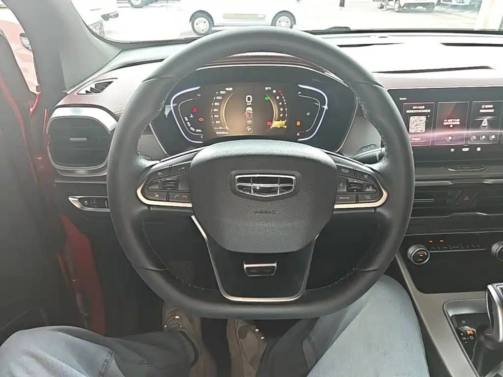 Geely Binyue — миниатюра 11
