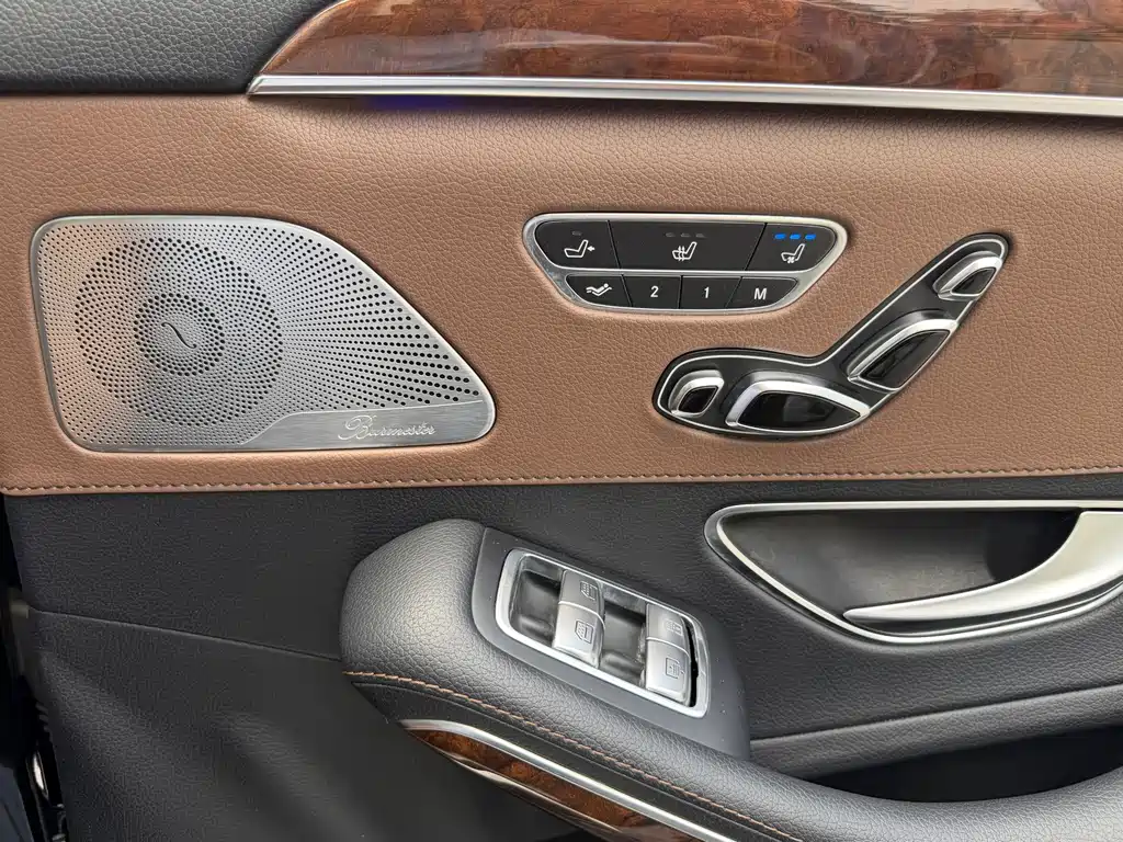 Mercedes-Benz S-Class — миниатюра 14