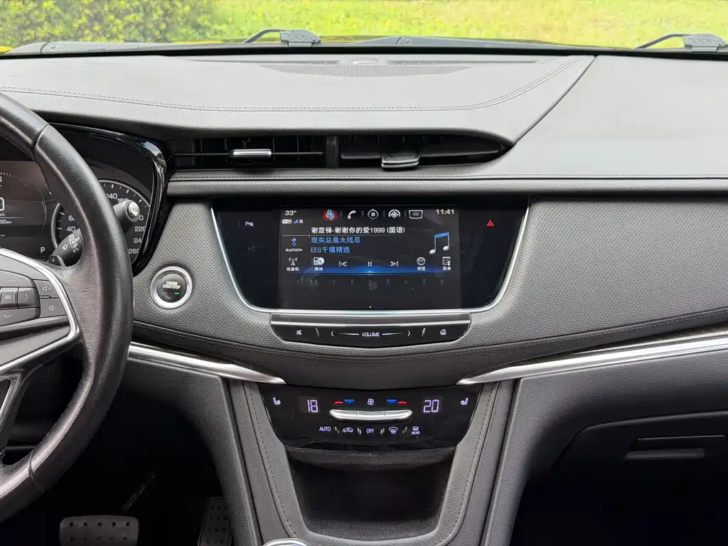 Cadillac XT5 — миниатюра 11
