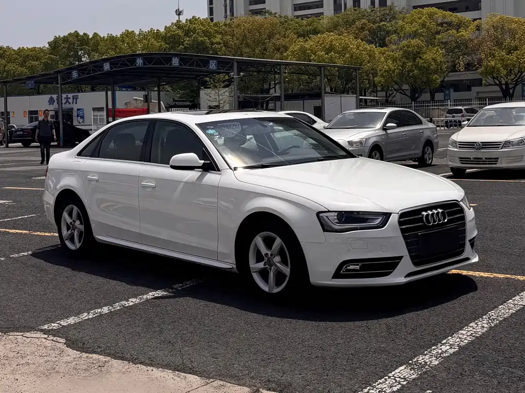 Audi A4L 2013 35 TFSI AT