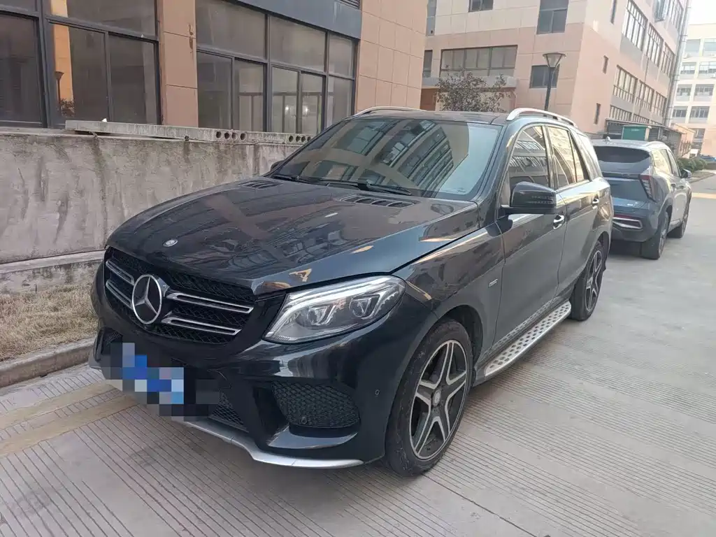 Mercedes-Benz GLE 2016