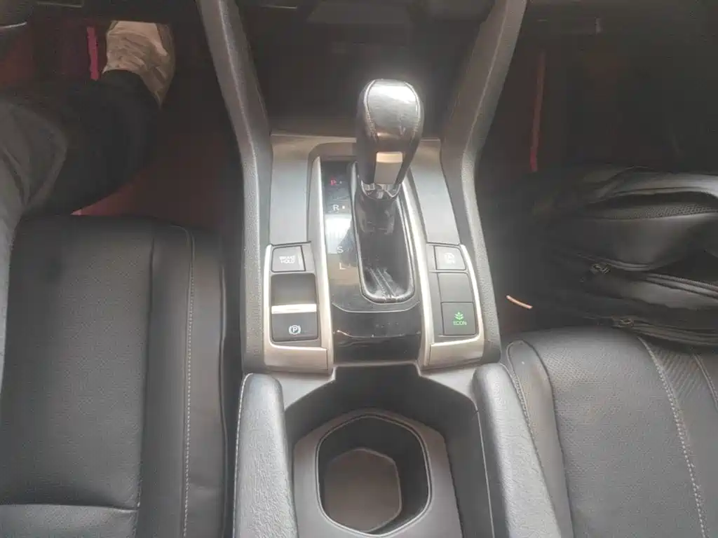 Honda Civic — миниатюра 14