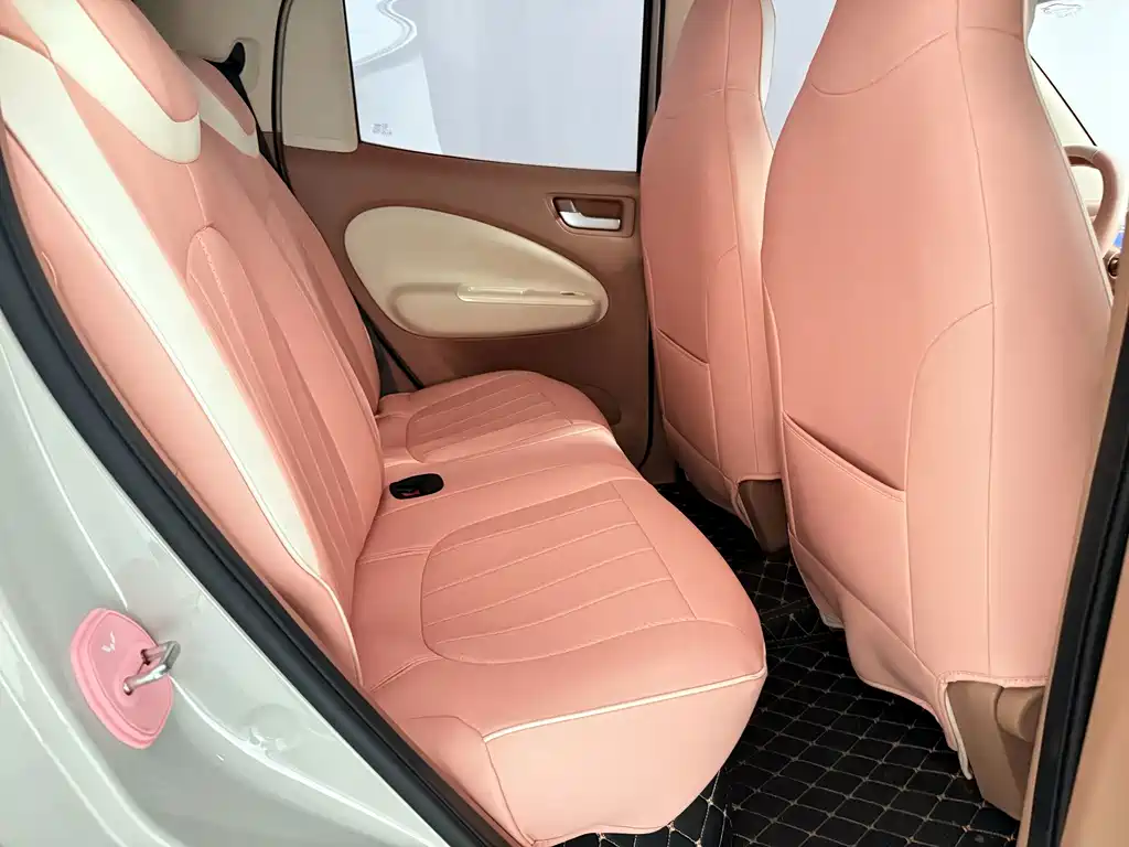 Wuling MINIEV — миниатюра 19