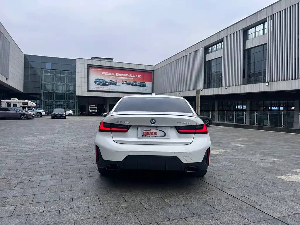 BMW 3 Series — миниатюра 6