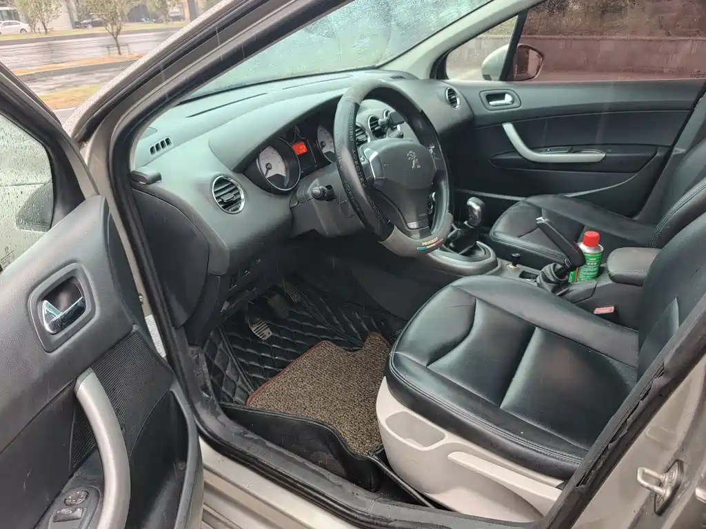Peugeot 408 — миниатюра 7