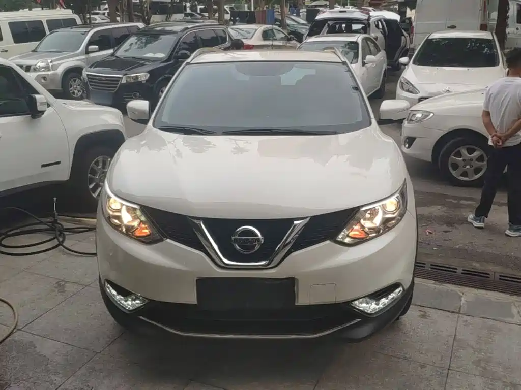 Nissan Qashqai — миниатюра 3