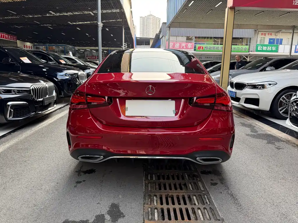 Mercedes-Benz A-Class — миниатюра 6