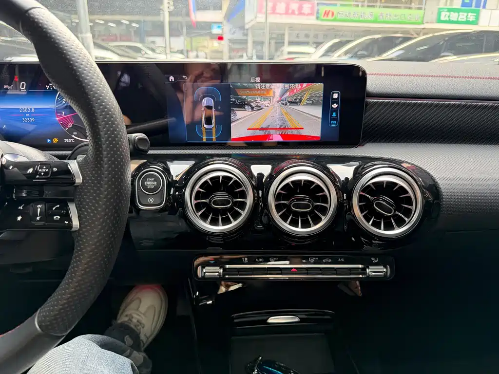 Mercedes-Benz A-Class — миниатюра 9
